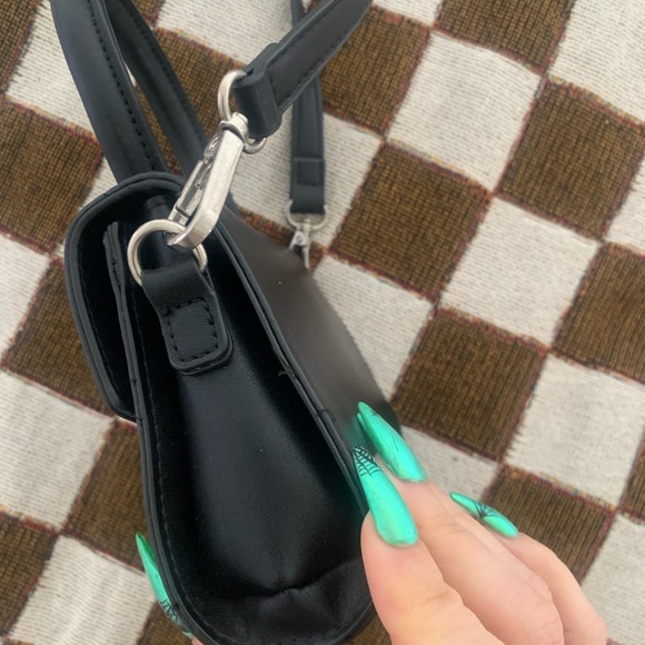 Urban Outfitters Lilly Mini Crossbody Bag - Picture 4 of 5